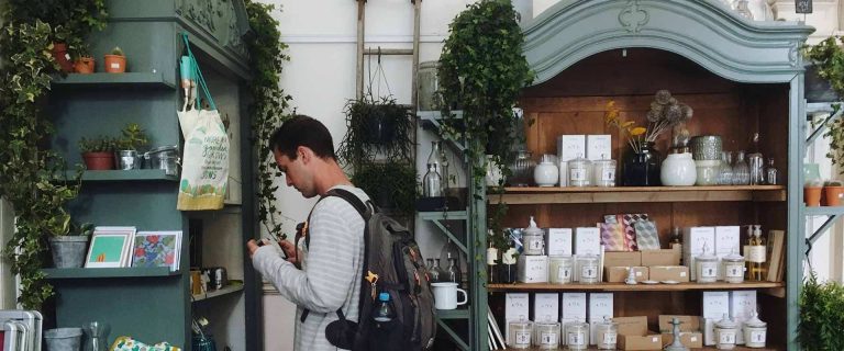 Photo article nouveau mode de consommation des millennials