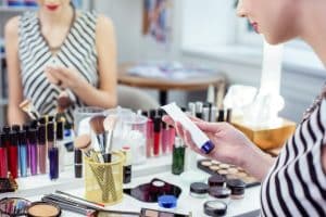 L&rsquo;influence des échantillons beauté sur le parcours d&rsquo;achat